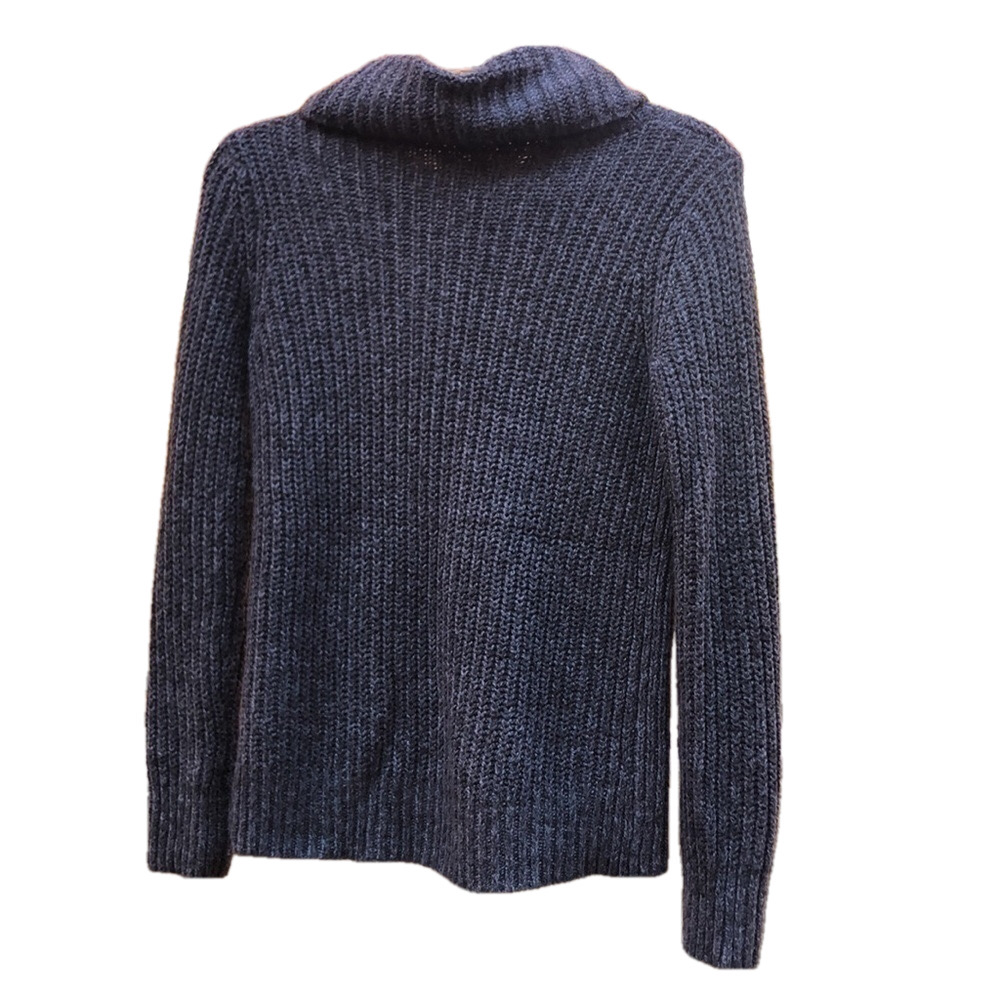 Abercrombie & Fitch Gray Cable Knit Sweater Medium Pit to Pit 17 1/2” Preworn - Picture 7 of 16
